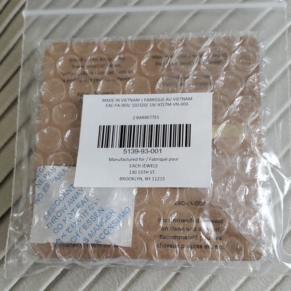 NWT Each Jewels Flower Barrette Set - Picture 6 of 6